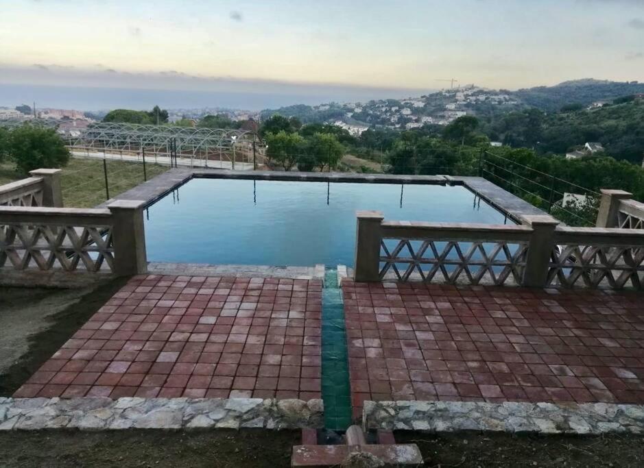Designer Home With Pool Near Beach And Village Алейя Екстериор снимка